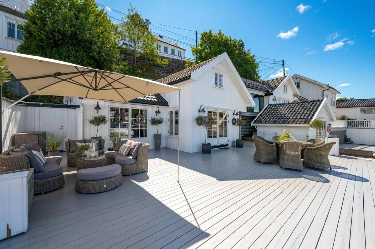 Luxurious Boathouse With Private Dock In The Best Location In Arendal Ngoại thất bức ảnh